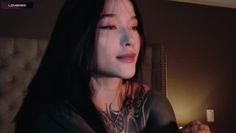 Inst  Blackcybergirl online show from February 13, 12:01 am