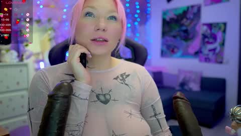 Snapshot of blackedbarbie chatting on February 6, 7:18 pm Alice online show from February 6, 7:18 pm