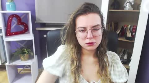 Snapshot of blackrosezoey chatting on February 6, 5:35 am Z O E Y online show from February 6, 5:35 am