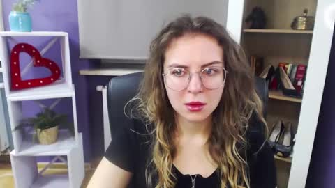 Snapshot of blackrosezoey chatting on January 24, 5:31 am Z O E Y online show from January 24, 5:31 am