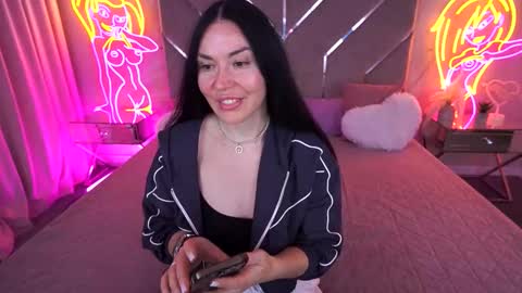 blacksilkqueen online show from November 26, 2:29 pm