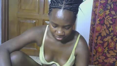 VIVIAN online show from October 14, 2:25 am