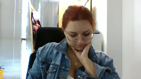 Lary online show from October 1, 2:22 pm