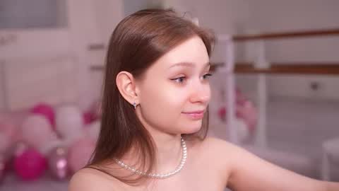  SHEILA  online show from October 25, 7:54 pm