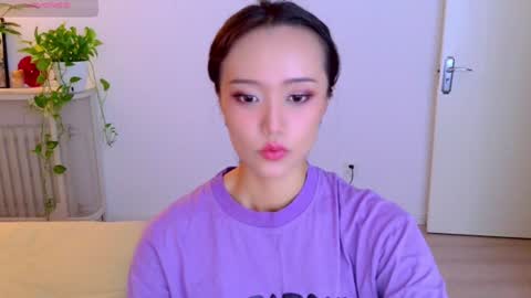 YoYo online show from July 18, 11:46 am