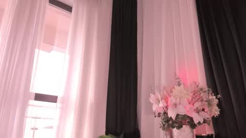 Maria online show from December 18, 8:30 am