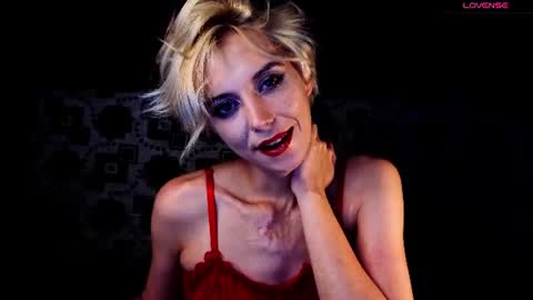 blond_ice_ann online show from August 7, 12:39 am