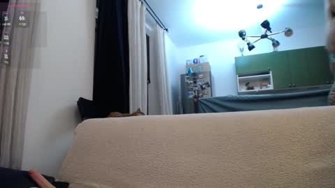 Snapshot of blond_woman chatting on January 20, 9:43 pm Karina online show from January 20, 9:43 pm