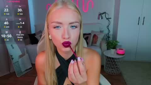 Nessa online show from July 12, 11:55 am