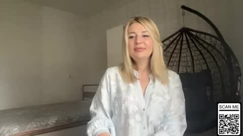 blondie_xoxoxo online show from June 14, 7:31 am