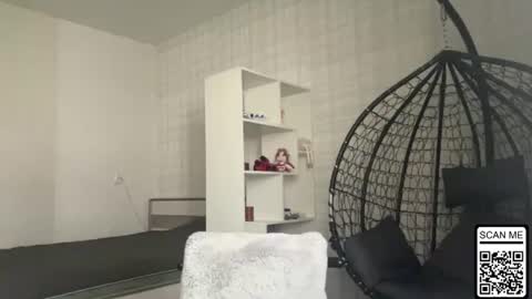 blondie_xoxoxo online show from June 11, 8:33 am
