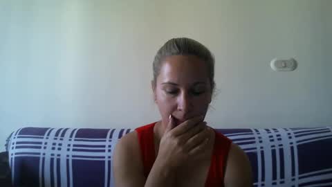 Snapshot of blondiepam23 chatting on January 11, 10:08 am BlondiePam online show from January 11, 10:08 am