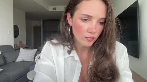 Emma Bloom online show from May 30, 11:22 pm