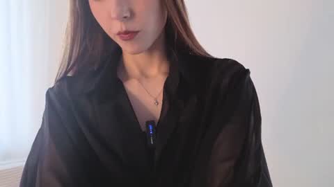 Alice or your girl from University online show from July 26, 9:28 am