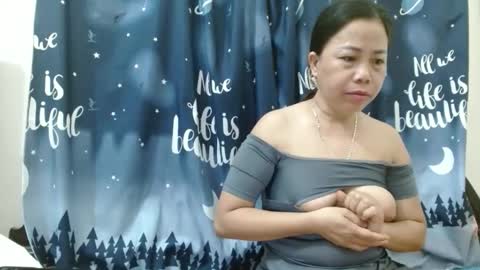 Snapshot of blowy079 chatting on September 8, 8:19 pm blowy079 online show from September 8, 8:19 pm