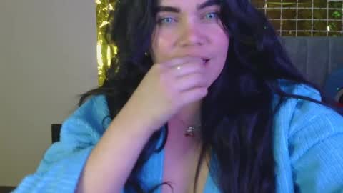 Snapshot of blue_angel33 chatting on March 6, 2:19 am kate online show from March 6, 2:19 am
