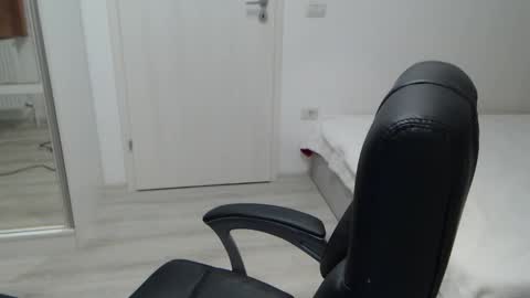 Juliet online show from September 10, 4:51 pm