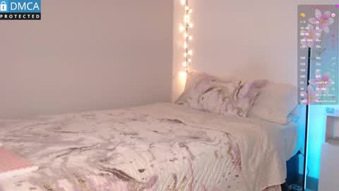 Blue online show from March 28, 2:55 am