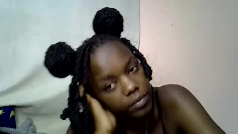 blue_savagee online show from November 3, 8:13 pm