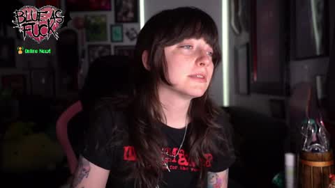 Blue online show from April 2, 1:03 am