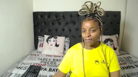 Snapshot of bluedi622952 chatting on January 19, 9:01 am Tee online show from January 19, 9:01 am