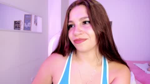 Snapshot of bluee_hazell chatting on January 20, 11:56 am online show from January 20, 11:56 am