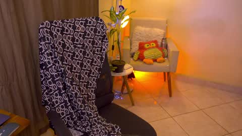 FLORAA online show from April 4, 12:26 pm