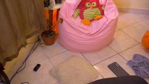 FLORAA online show from December 4, 2:30 pm