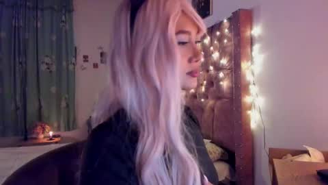 Snapshot of blumasweet chatting on February 14, 9:03 am Bluma Sweet online show from February 14, 9:03 am