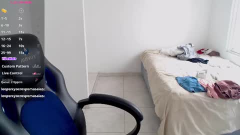 Hey guysI am BrendaWelcome my room online show from June 19, 8:12 pm