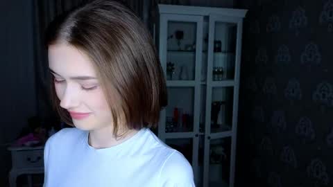 Mary online show from May 15, 5:26 pm