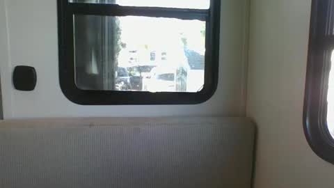 MamaMorgan online show from December 3, 9:28 pm