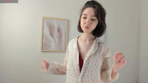 Snapshot of bondistar chatting on October 6, 1:17 pm Bondicca online show from October 6, 1:17 pm