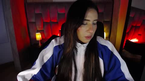 bonnali_lune online show from January 9, 2:05 am