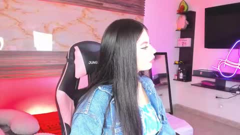 becky online show from December 14, 8:14 pm