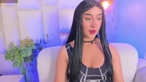 Bonnie online show from July 8, 6:04 am