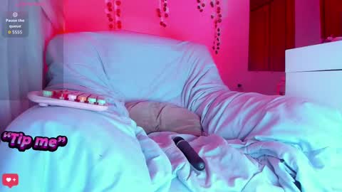 Snapshot of bonnie_moon_ chatting on September 16, 12:51 am Bonnie Help me reach 500 likes online show from September 16, 12:51 am