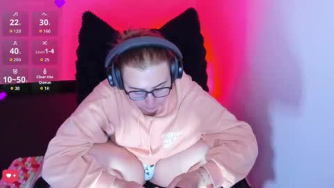 Bonnie Help me reach 500 likes online show from February 21, 6:41 pm