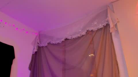   online show from February 21, 12:00 am