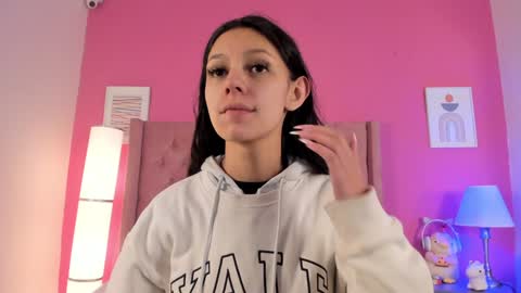 Bonnie  online show from December 12, 12:33 pm