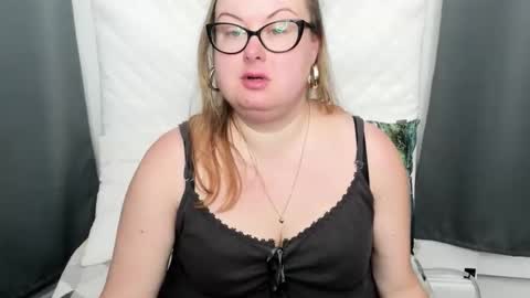 Bonnie online show from October 29, 5:34 am