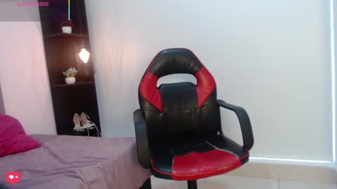 Snapshot of bonniie_22 chatting on March 1, 7:48 pm Bonnie online show from March 1, 7:48 pm