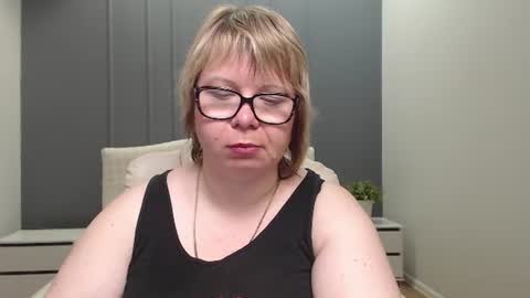 bonnnyboobsy online show from July 28, 6:42 pm