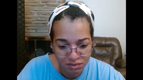 Snapshot of bonvivantb chatting on October 7, 12:31 pm Queen Bon Vivantt online show from October 7, 12:31 pm