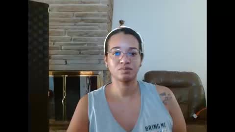 Snapshot of bonvivantb chatting on October 10, 1:49 pm Queen Bon Vivantt online show from October 10, 1:49 pm