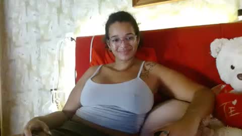Snapshot of bonvivantb chatting on January 5, 9:57 pm Queen Bon Vivantt online show from January 5, 9:57 pm