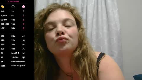 Snapshot of boobscientist chatting on September 18, 8:35 am boobscientist online show from September 18, 8:35 am