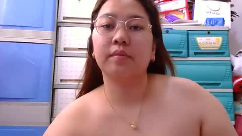 MommyMarie-Singlemom of 2. online show from March 31, 5:29 am