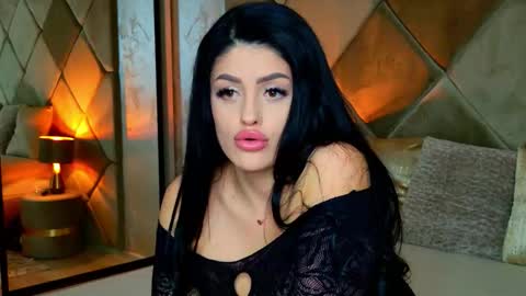 Mila online show from March 25, 6:55 pm