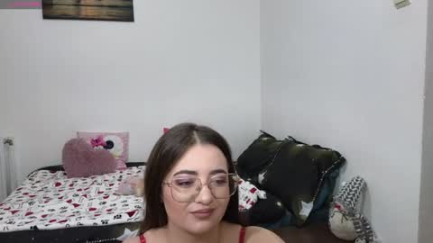 Snapshot of boom_lora chatting on December 12, 4:59 am Boom Lora online show from December 12, 4:59 am